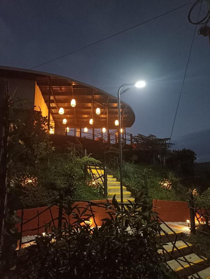 Hotel Glamping The Mountain Guatapé Esterno foto