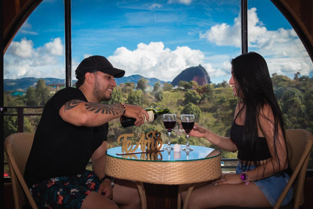 Hotel Glamping The Mountain Guatapé Esterno foto