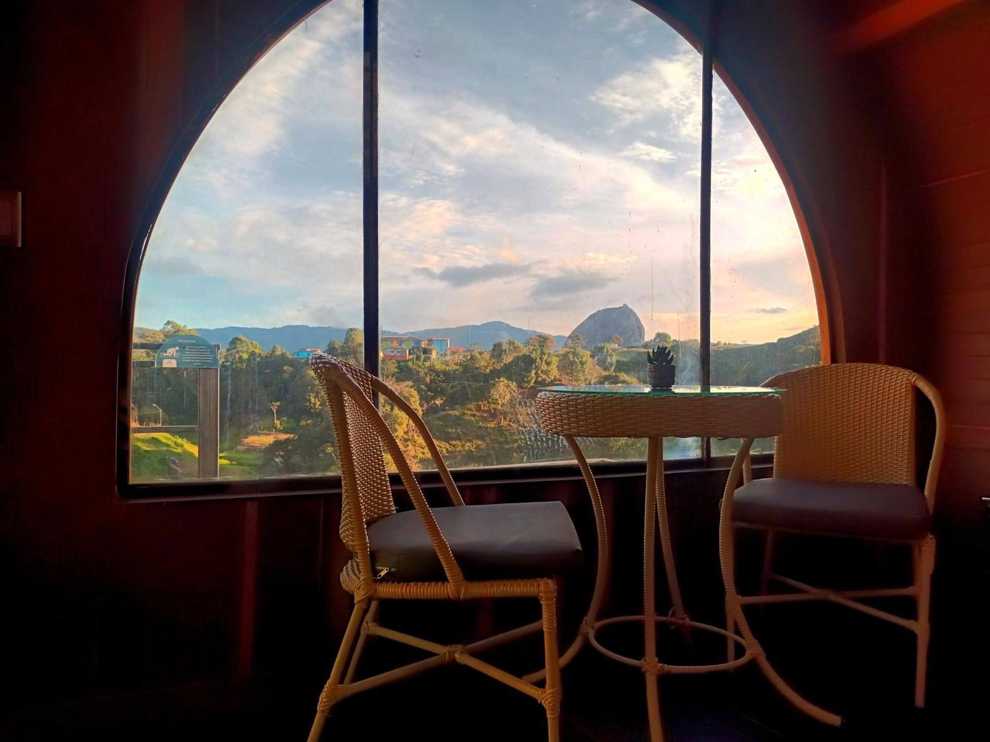 Hotel Glamping The Mountain Guatapé Esterno foto