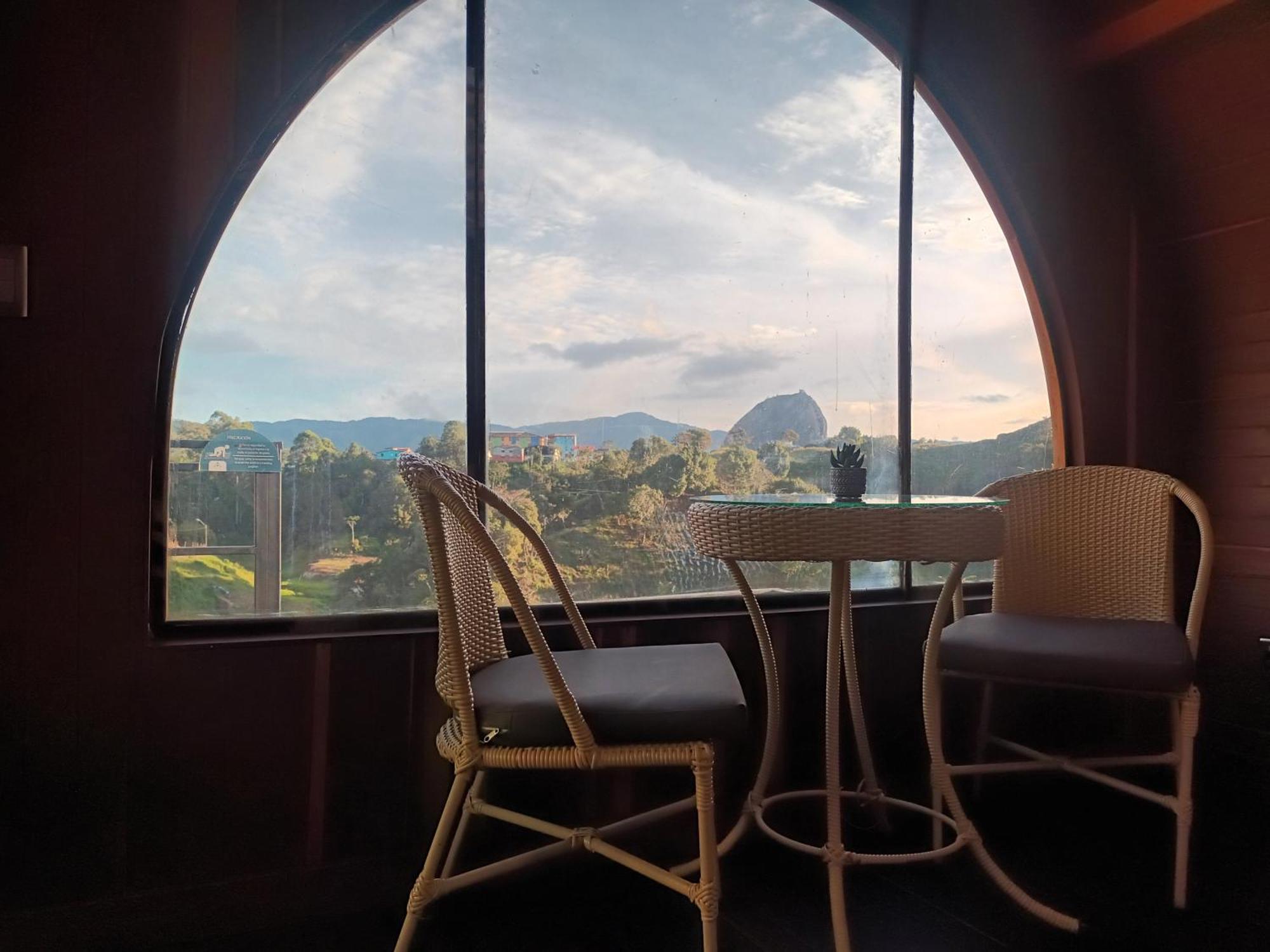 Hotel Glamping The Mountain Guatapé Esterno foto