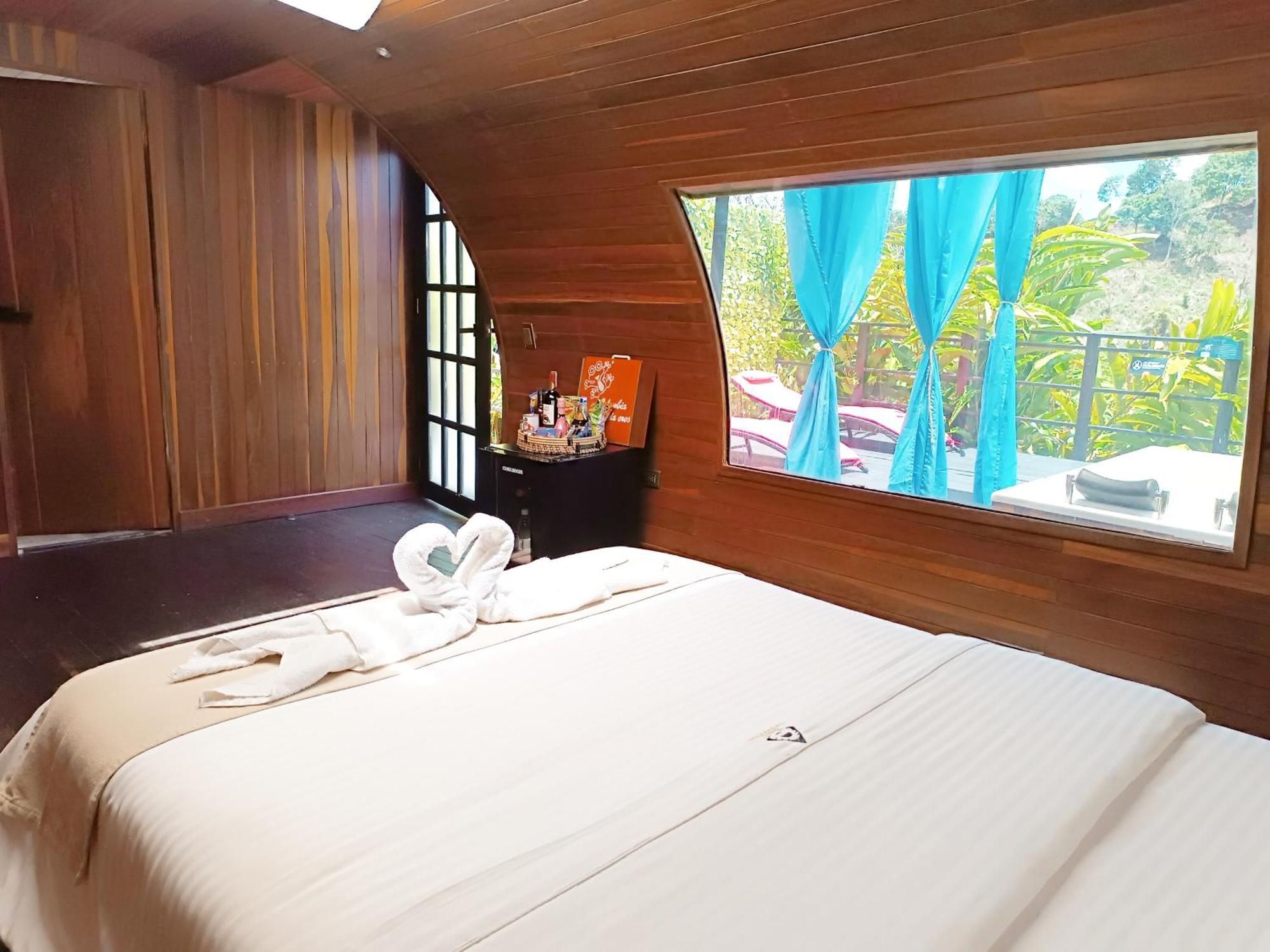 Hotel Glamping The Mountain Guatapé Esterno foto