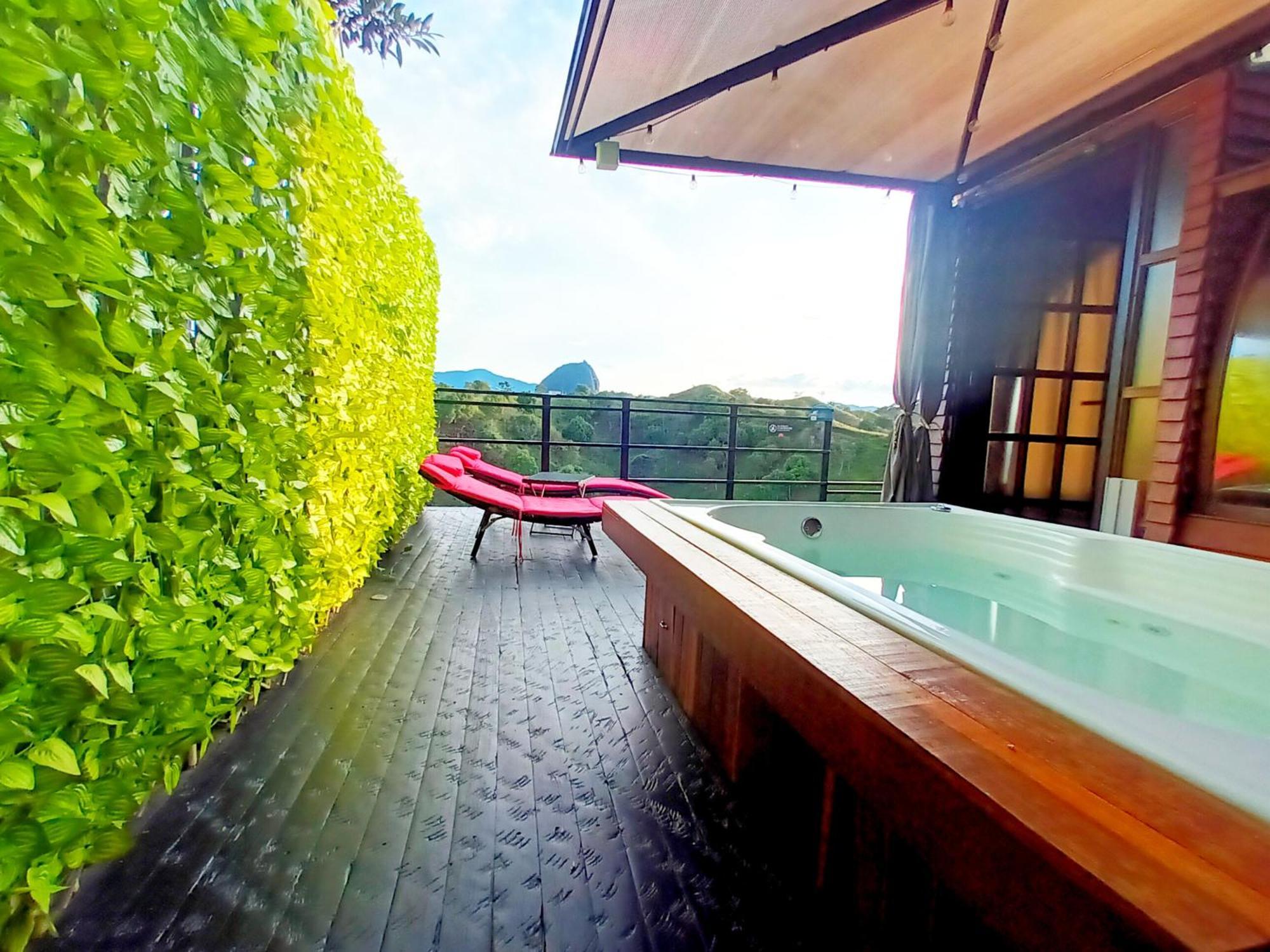 Hotel Glamping The Mountain Guatapé Esterno foto
