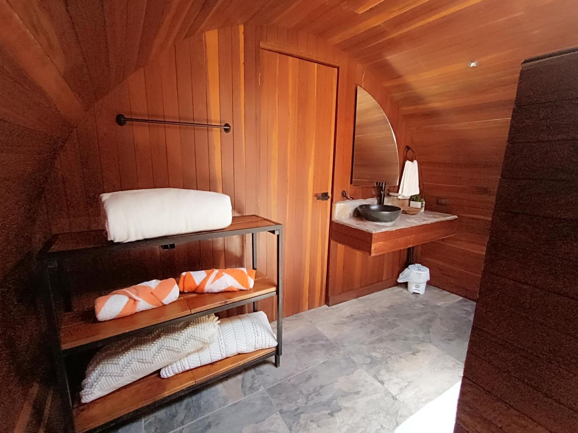 Hotel Glamping The Mountain Guatapé Esterno foto