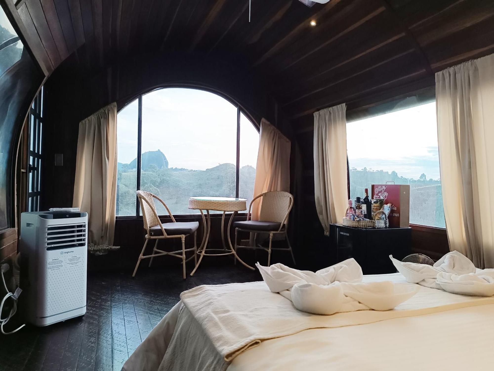 Hotel Glamping The Mountain Guatapé Esterno foto