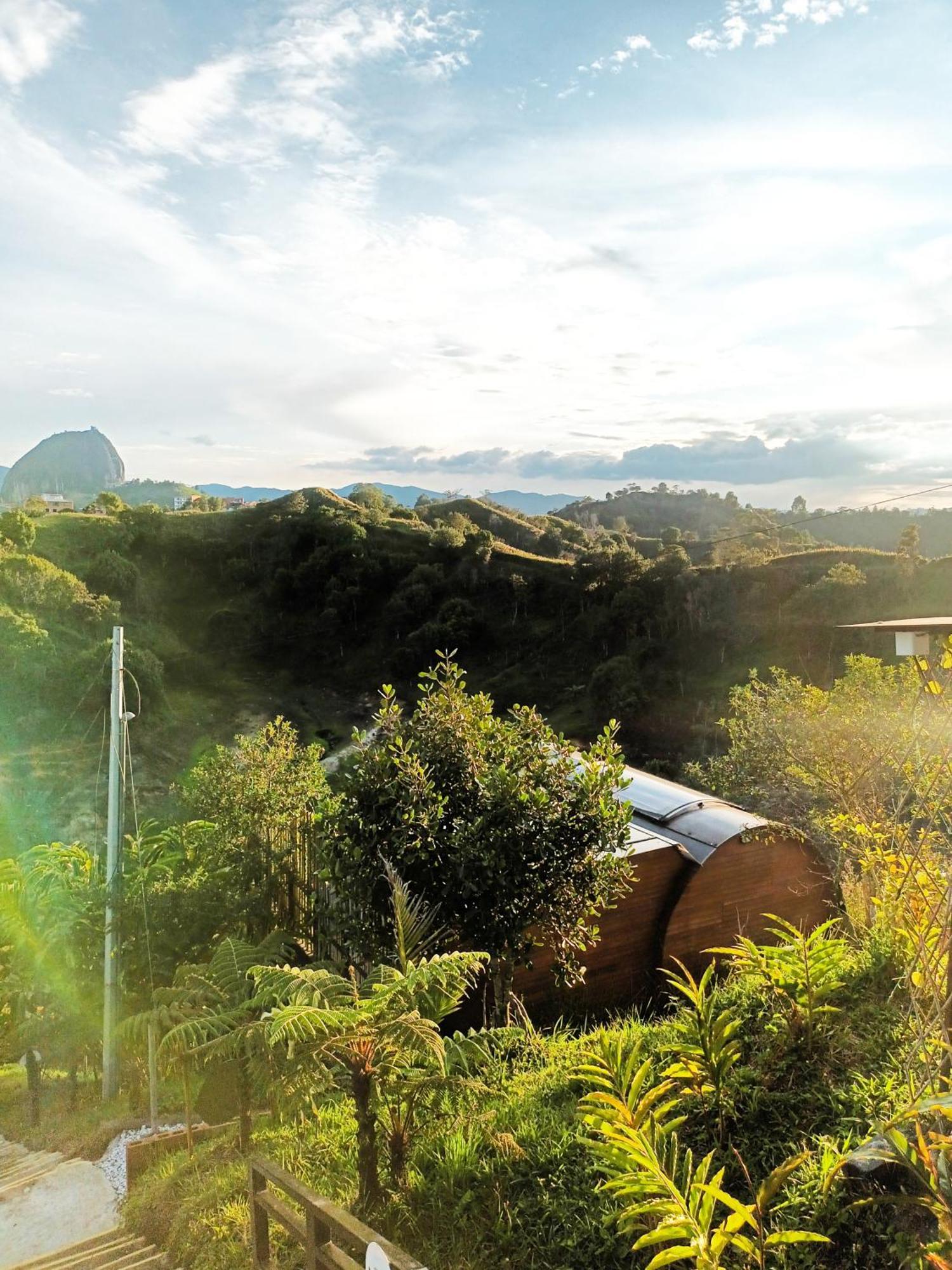 Hotel Glamping The Mountain Guatapé Esterno foto